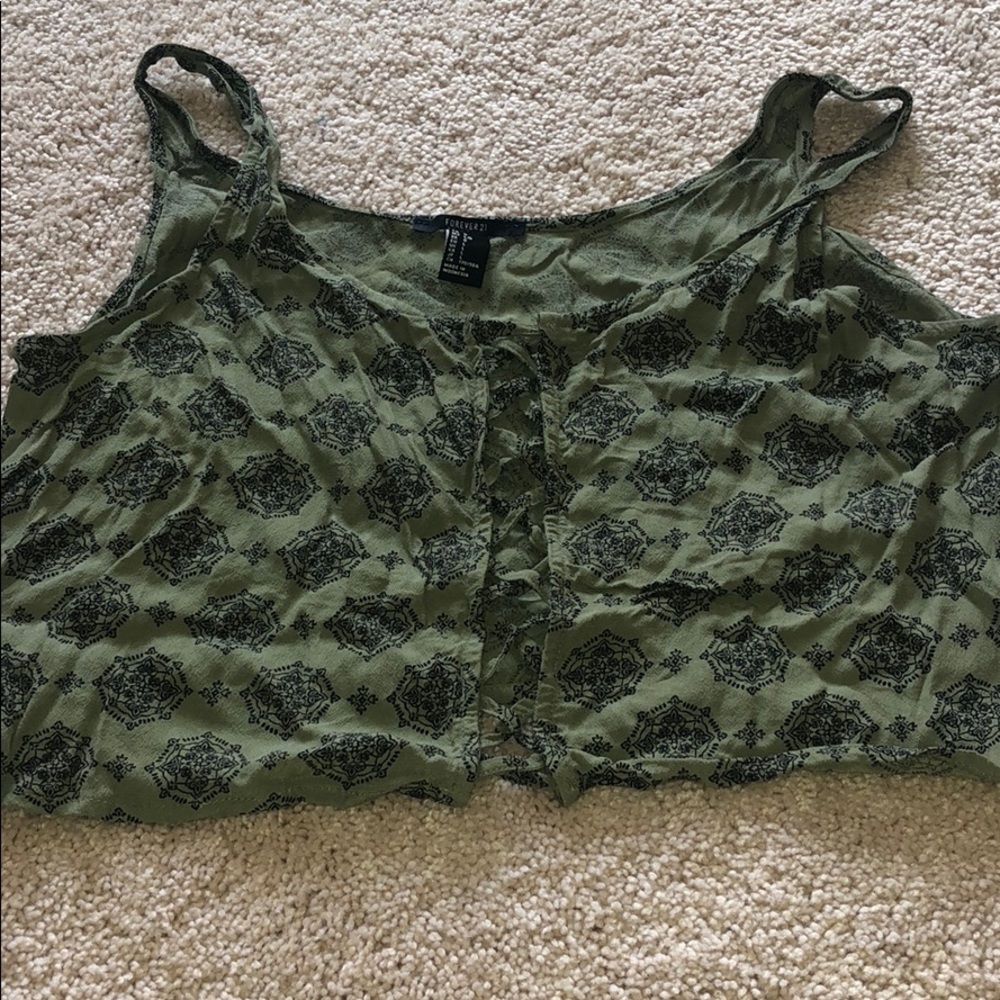 Crop top